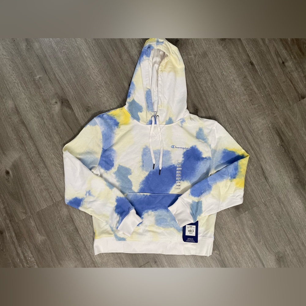Champion New With Tags Large Hoodie